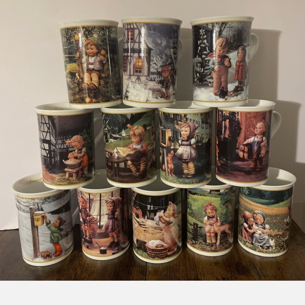 ☕️ 12 - VintageMonthly Hummel Ceramic Mugs Set (still in boxes)📦